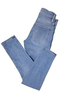Frame Denim Straight Leg Jeans in Medium Blue